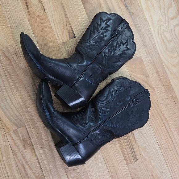 Ariat Black Leather women\'s size 6.5 Cowboy Boots